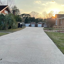 Driveway-cleaning-in-Greenwood-SC 1